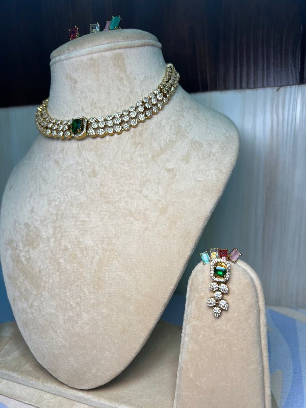 Changeable multi color stone minimal set.